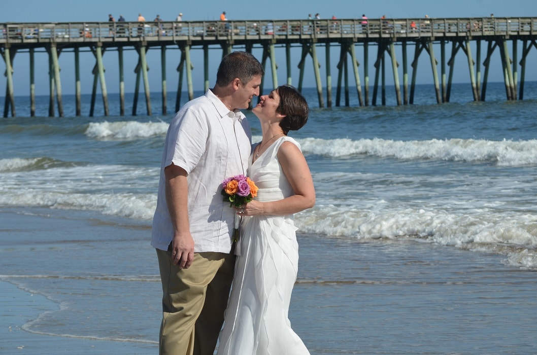 Levon Debra Bedrosain Marry Romantic Myrtle Beach Wedding